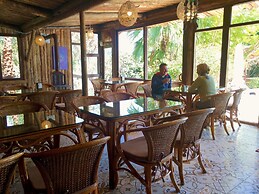 Likya Misafir ve Seminer Evi