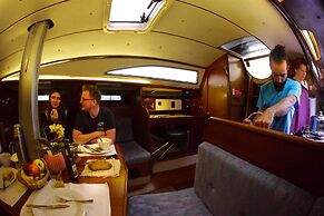 Norwavey, Sleep in a Boat