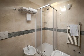 Hotel Ungheria Varese 1946