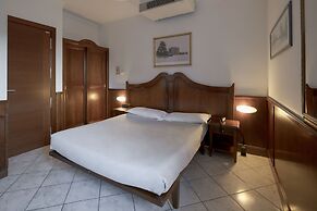 Hotel Ungheria Varese 1946