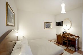 Hotel Ungheria Varese 1946