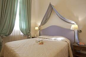 Serristori Palace Residence