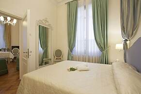 Serristori Palace Residence