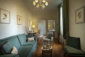 Serristori Palace Residence