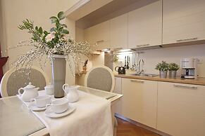 Serristori Palace Residence