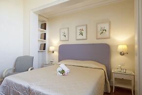 Serristori Palace Residence