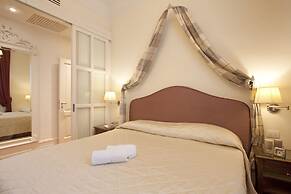 Serristori Palace Residence