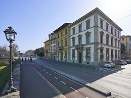 Serristori Palace Residence