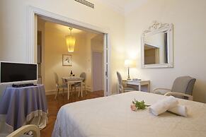 Serristori Palace Residence