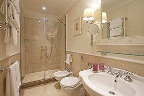 Serristori Palace Residence