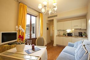 Serristori Palace Residence