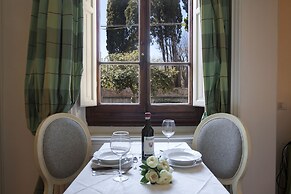 Serristori Palace Residence