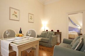 Serristori Palace Residence