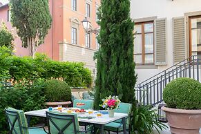 Serristori Palace Residence