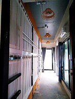 Baan Mai Kradan Hostel Chiang Rai