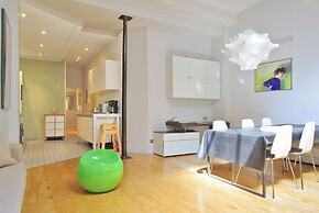 The London Agent The Strand