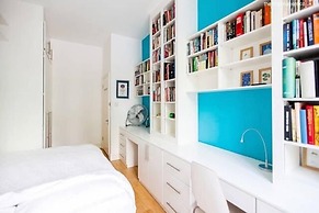 The London Agent The Strand