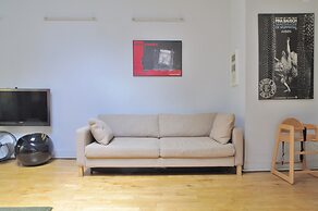 The London Agent The Strand