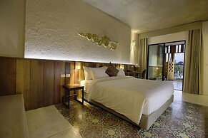 Natee The Riverfront Hotel Kanchanaburi