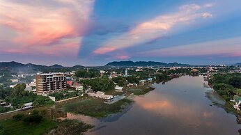 Natee The Riverfront Hotel Kanchanaburi