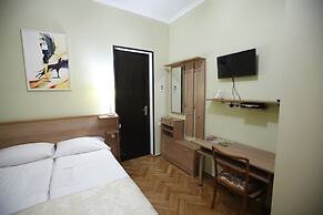 Silver Hotel