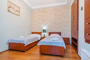 Silver Hotel