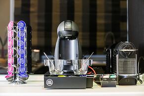 Rhodes Central Suite