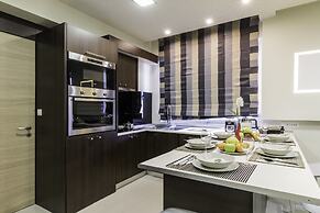 Rhodes Central Suite