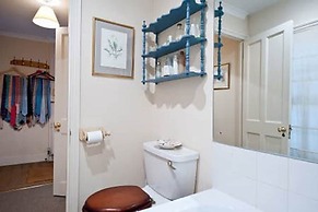 The London Agent Pimlico King Bed
