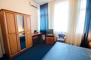 7 Days Hotel Kiev