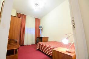 7 Days Hotel Kiev