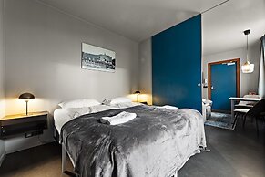 Astro Apartments