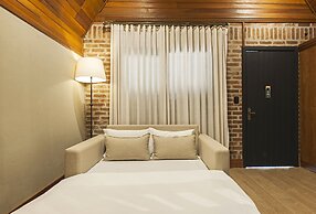 Hotel Fioreze Chalés