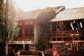 Hotel Fioreze Chalés