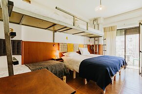 Santos Hostel - Lisbon