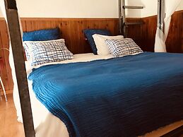 Santos Hostel - Lisbon