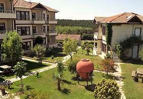 Hamsilos Tatil Koyu & Apart Hotel