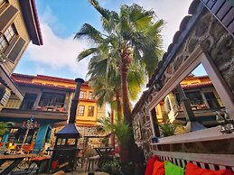 Old House Pub Hotels