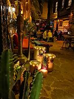 Old House Pub Hotels