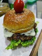 Old House Pub Hotels