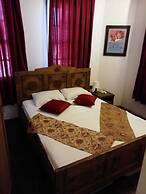 Old House Pub Hotels