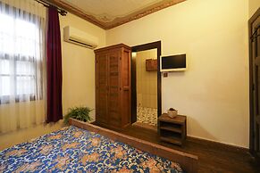 Old House Pub Hotels