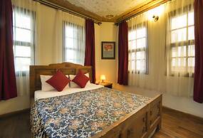 Old House Pub Hotels