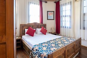 Old House Pub Hotels