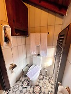 Old House Pub Hotels