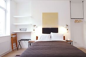 The London Agent Fitzrovia Studio 1