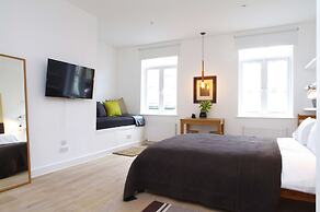 The London Agent Fitzrovia Studio 1