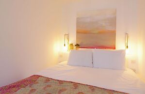 The London Agent Fitzrovia Studio 2