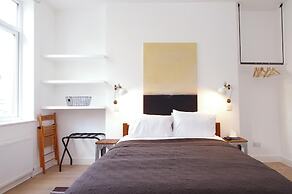 The London Agent Fitzrovia Studio 3