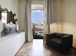 At Home Heart of Milan - Design Duomo Apartment